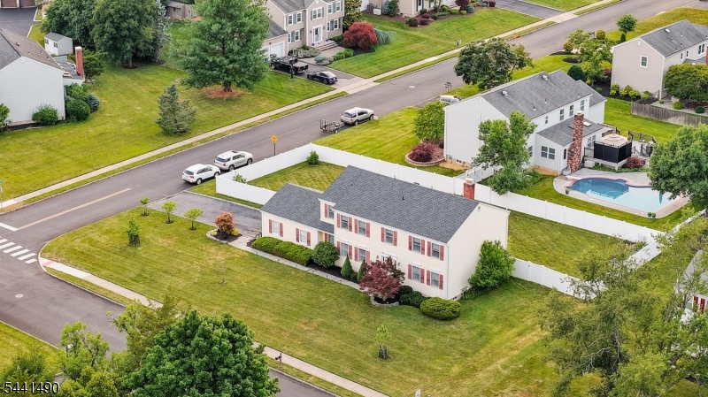 Eagles Crest - Residential