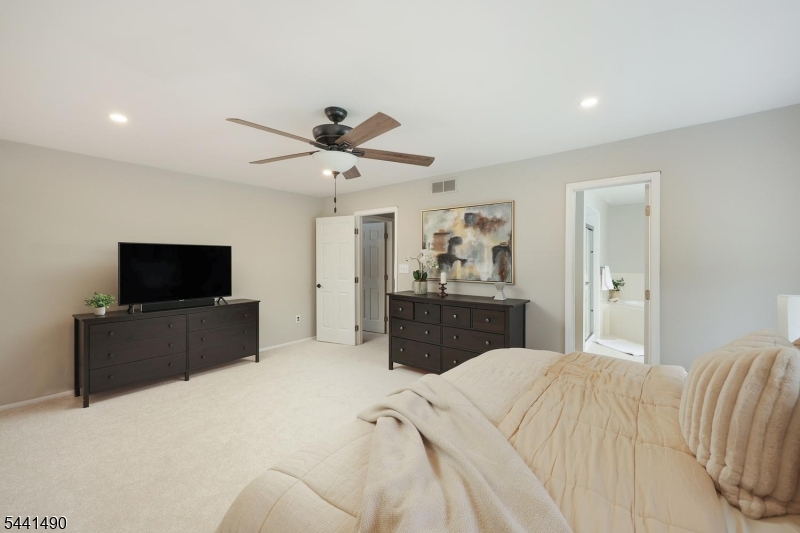 Eagles Crest - Residential