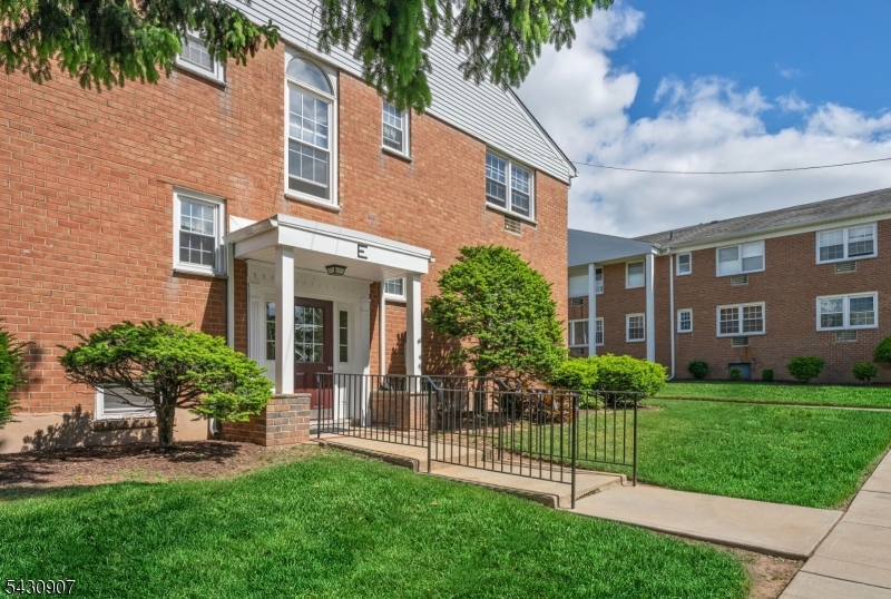 Williamsburg North - Residential