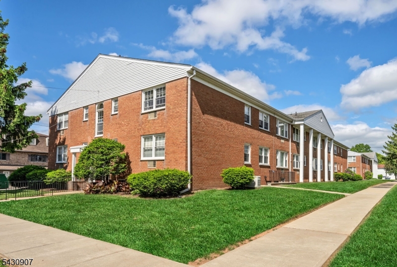 Williamsburg North - Residential