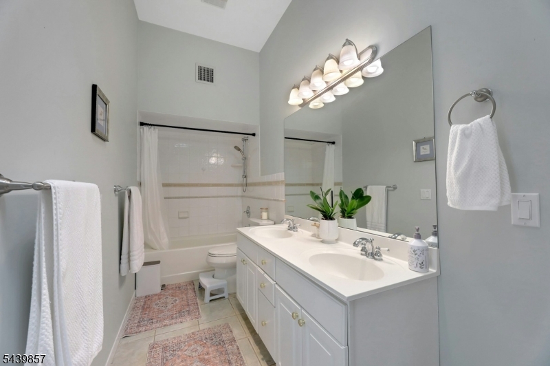 Kensington Wood - Residential