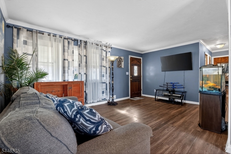 Lincoln Mannor - Residential