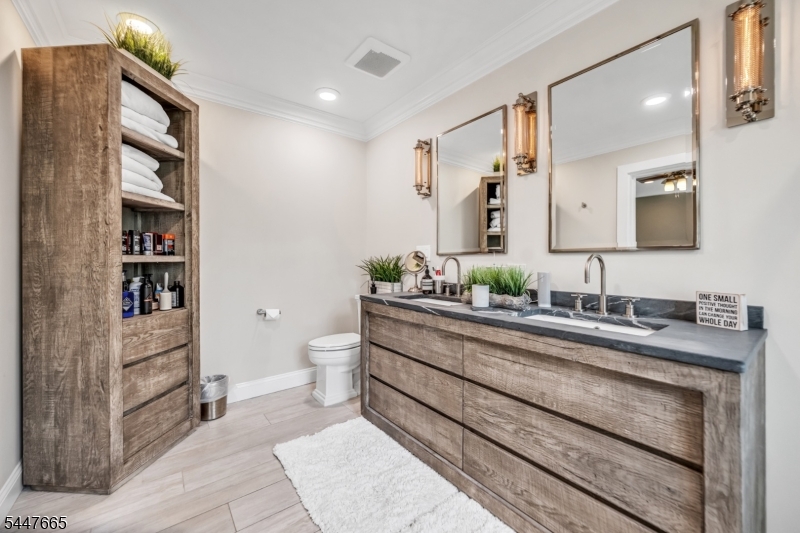 Argonne Woods - Residential