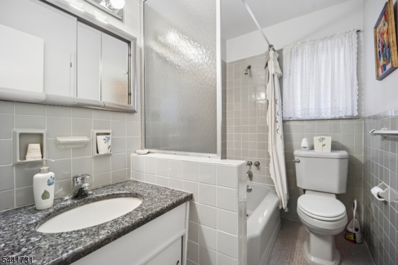 Collins - Residential
