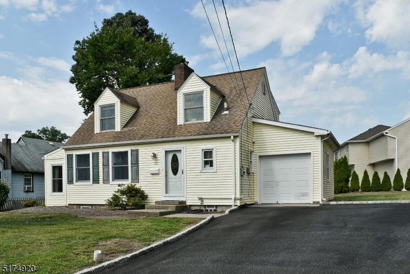 Very Well maintained and ready to move in Cape Cod home in Parsippany. Situated in Upper Lake Hiawatha. No flood zone. Home features 3 bedroom , 2 bathroom. Updated kitchen with granite counter , back splash and stainless steel appliances. Central AC and 2 zone heating. Nice level yard. Paver patio .Close to transportation, major highways, shopping center,  great restaurants and much much more... Won't last long.