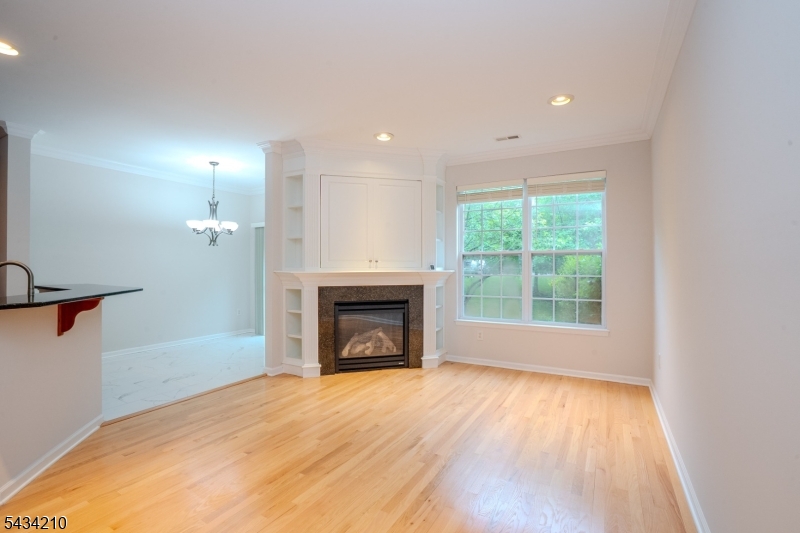 MONTGOMERY HILLS - Residential