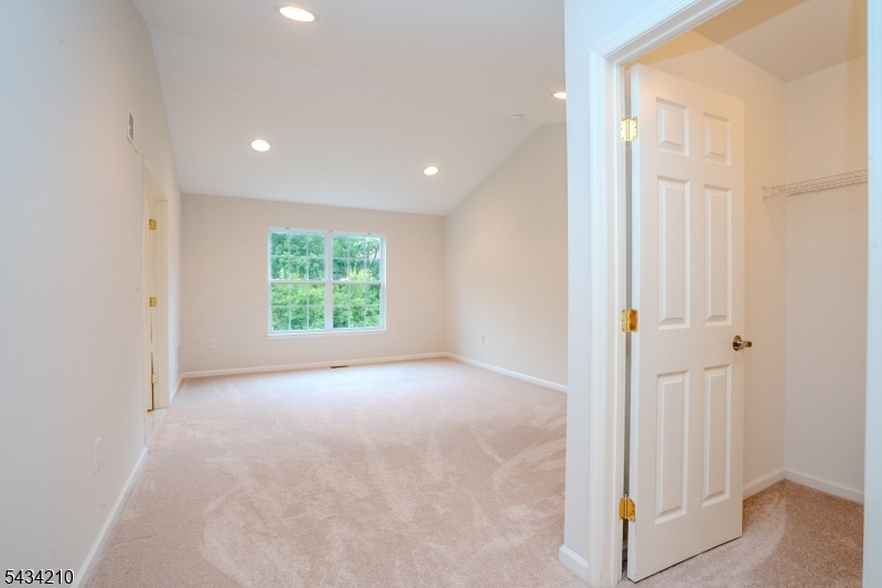 MONTGOMERY HILLS - Residential