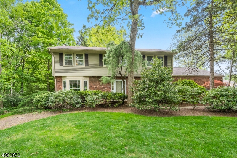 WELCOME HOME TO THIS SPACIOUS, VERY PRIVATE, CENTER HALL COLONIAL IN THE HEART OF MONTVILLE. THIS UPDATED 4 BEDROOM, 3.5 BATHROOM HOME IS BRIGHT, AIRY & FEATURES A FINISHED BASEMENT WITH FULL BATH. MODERN KITCHEN WITH CORIAN COUNTERTOP HAS FRENCH DOORS LEADING OUT TO ZEN-LIKE, PRIVATE BACKYARD-- PERFECT FOR ENTERTAINING. GAS FIREPLACE IN FAMILY ROOM.  MASTER BEDROOM ENSUITE FEATURES LARGE WALK IN CLOSET PLUS EXTRA CLOSET, STONE FLOORED, SPA STALL SHOWER AND DUAL SINK. HUGE FULL FINISHED BASEMENT COULD BE MEDIA ROOM + EXERCISE ROOM. BLUE RIBBON SCHOOL DISTRICT. ALL THIS PLUS SELLER IS OFFERING A 1 YEAR HOME WARRANTY FOR PEACE OF MIND.