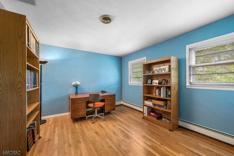 BRITTANY PARK - Residential