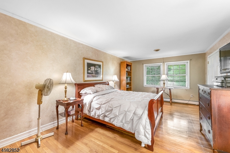BRITTANY PARK - Residential