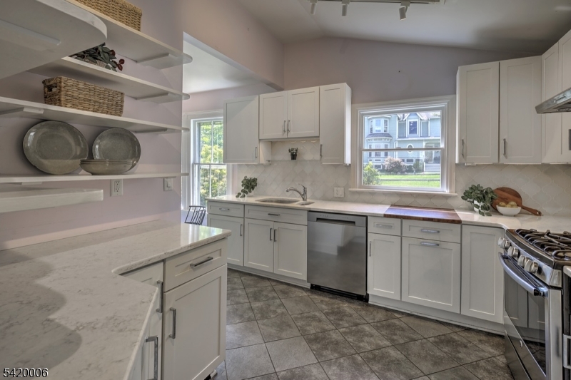 Pottersville - Residential