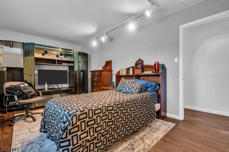 Monmouth Hts - Residential
