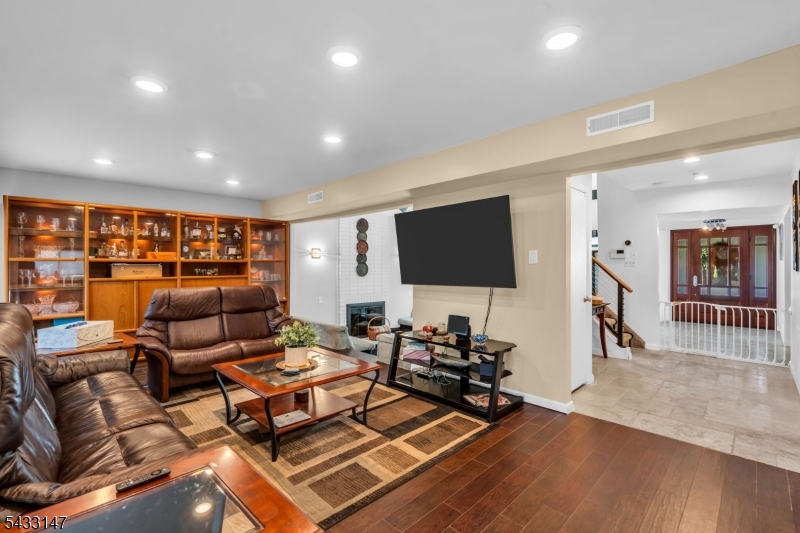 Monmouth Hts - Residential