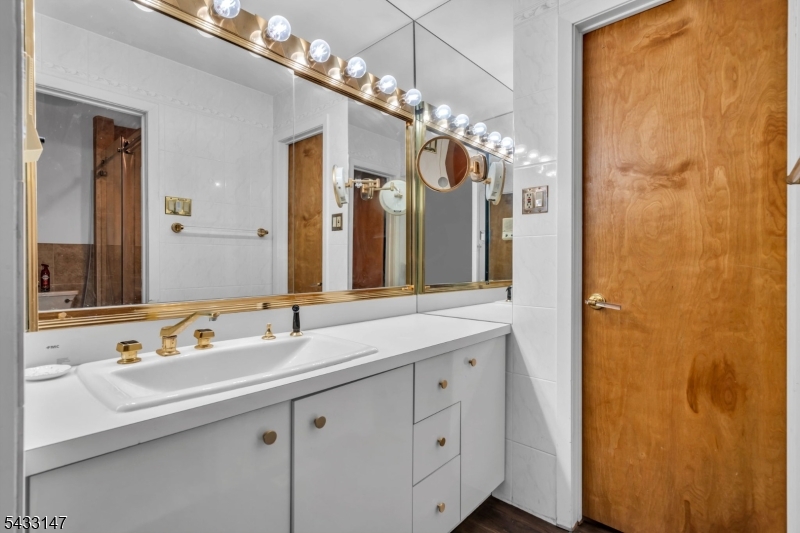 Monmouth Hts - Residential