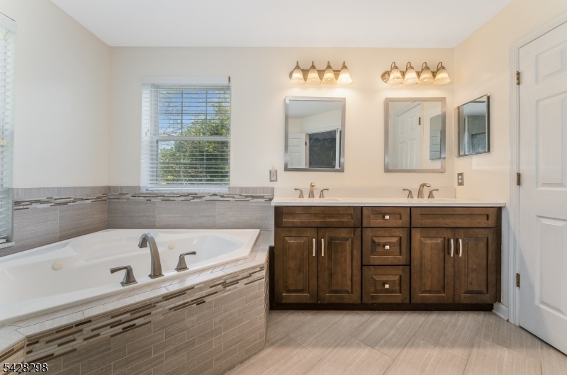 Lake Cushetunk Woods - Residential