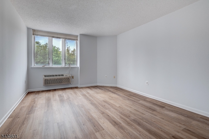 Crown View - Residential