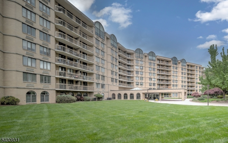 Crown View - Residential