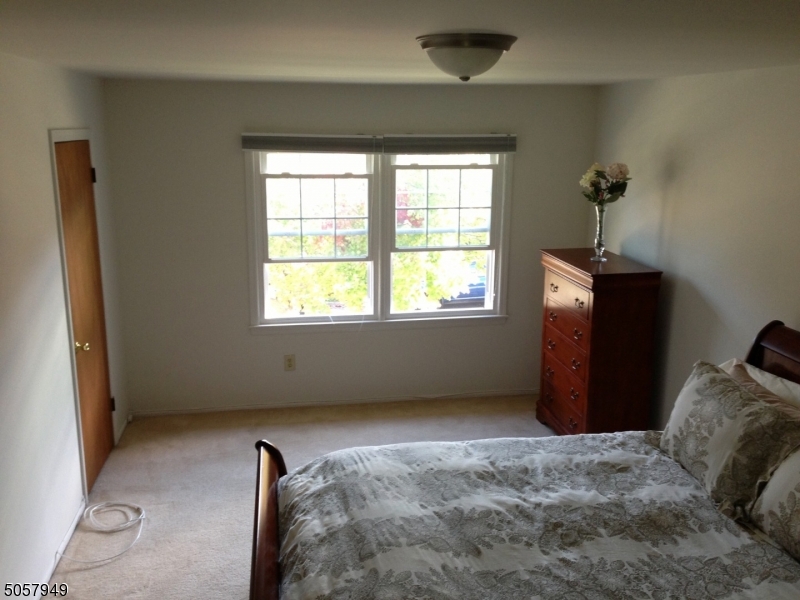 Washington School - Residential Income