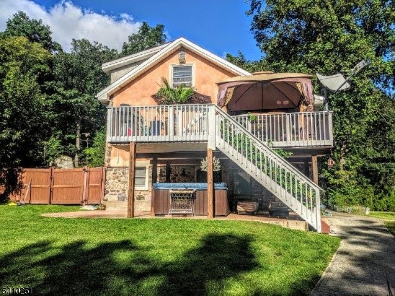 Lower West Milford - Residential Income