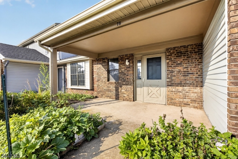 Quail Crest - Residential
