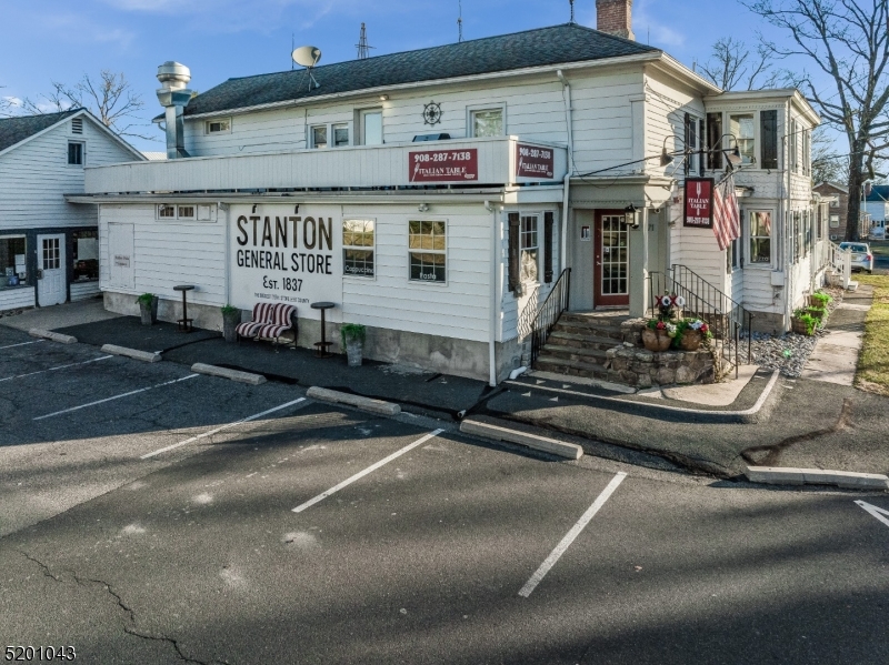 Stanton - Commercial Sale