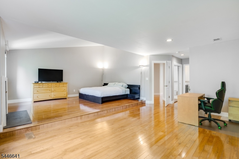 Castle Ridge - Residential