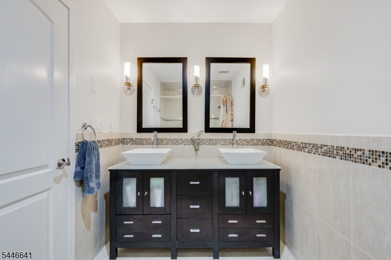 Castle Ridge - Residential