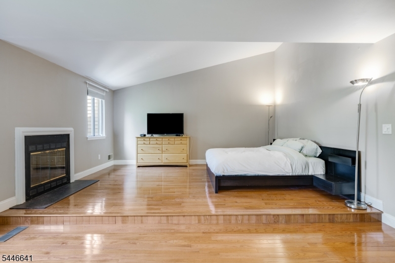 Castle Ridge - Residential