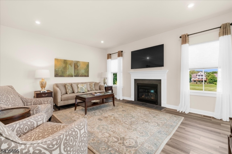 Hawke Point - Residential