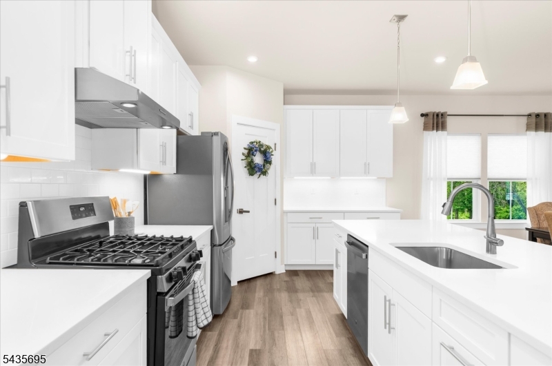 Hawke Point - Residential