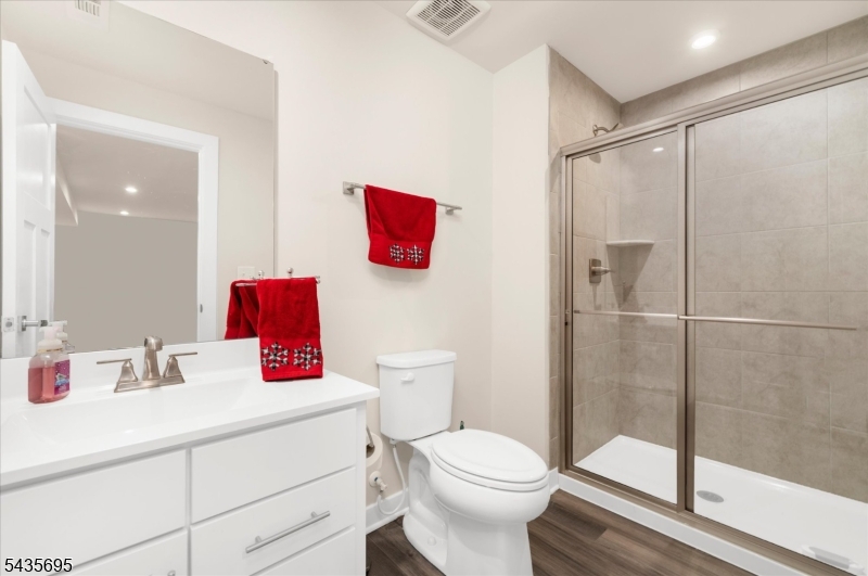Hawke Point - Residential
