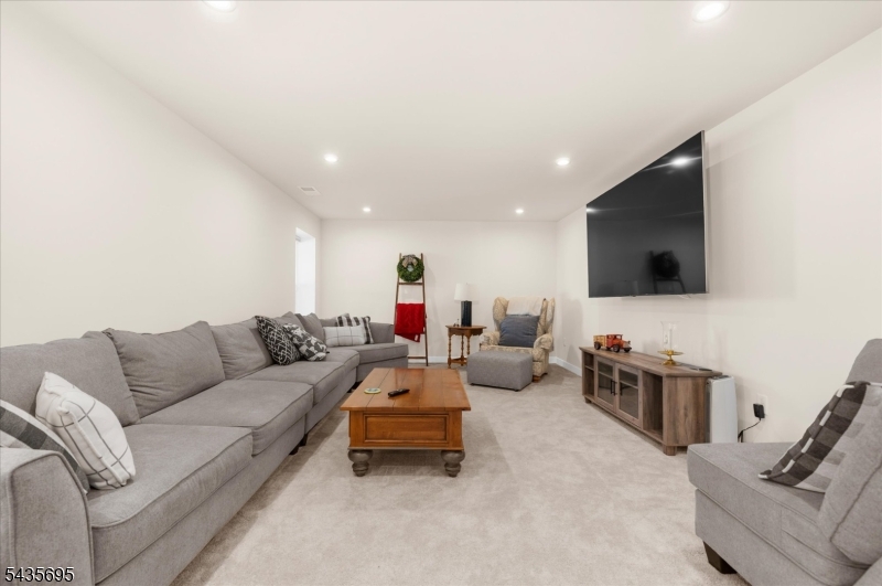 Hawke Point - Residential