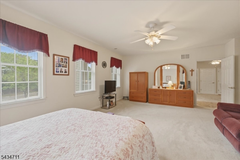 Horizons at Mount Arlington - Residential