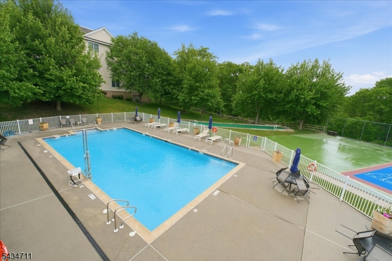 Horizons at Mount Arlington - Residential