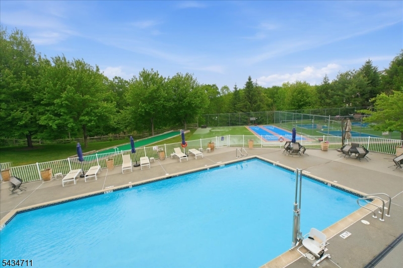 Horizons at Mount Arlington - Residential