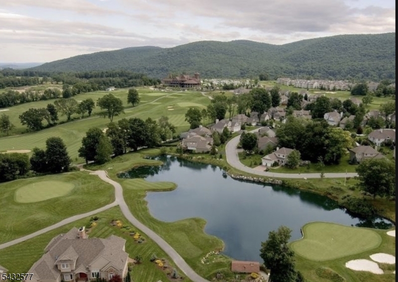 CRYSTAL SPRINGS - Residential