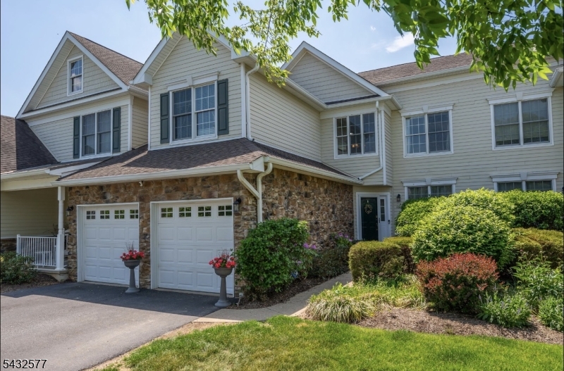 CRYSTAL SPRINGS - Residential