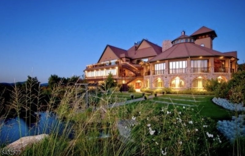 CRYSTAL SPRINGS - Residential