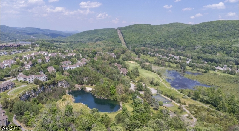 CRYSTAL SPRINGS - Residential
