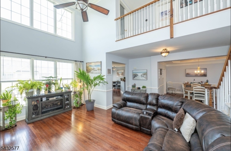 CRYSTAL SPRINGS - Residential