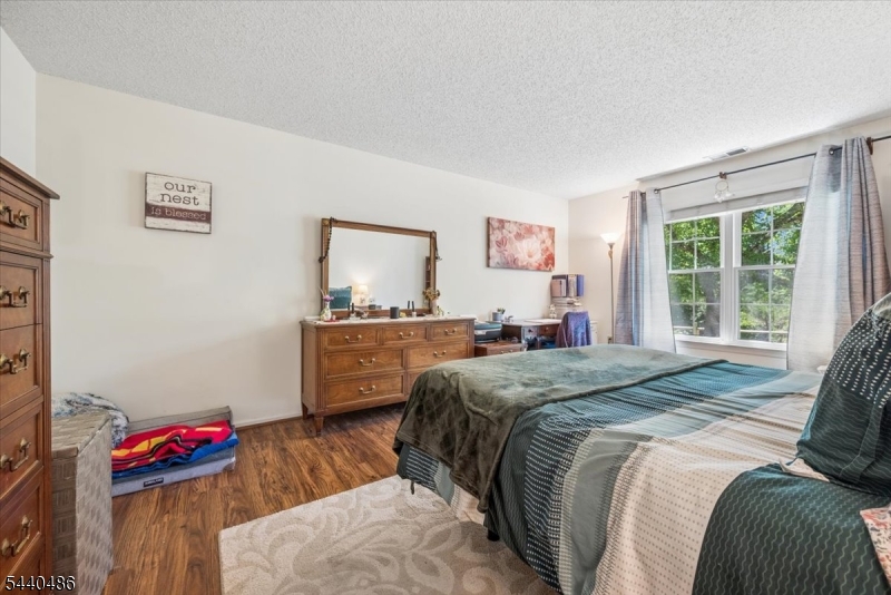 Cedar Brook - Residential