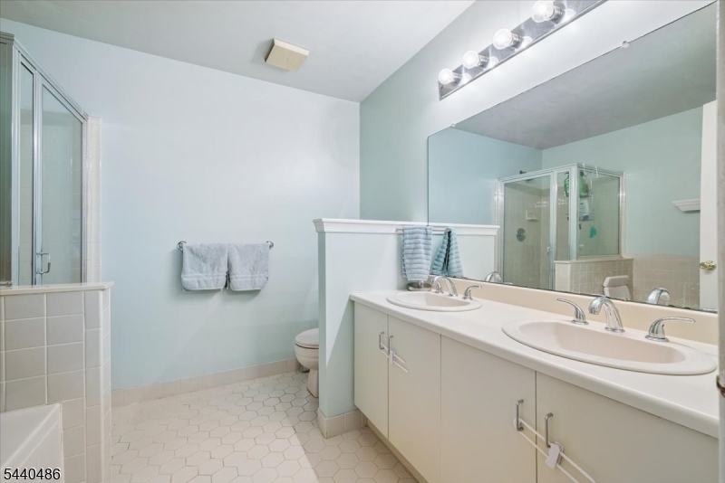 Cedar Brook - Residential