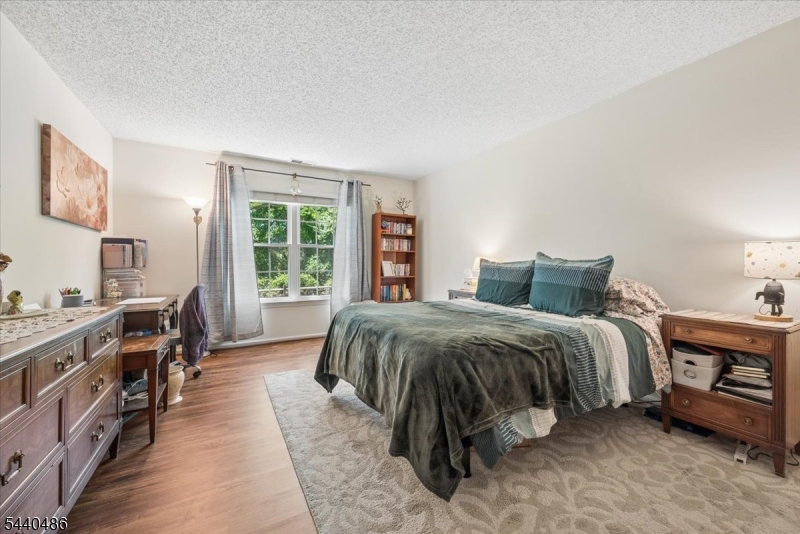 Cedar Brook - Residential