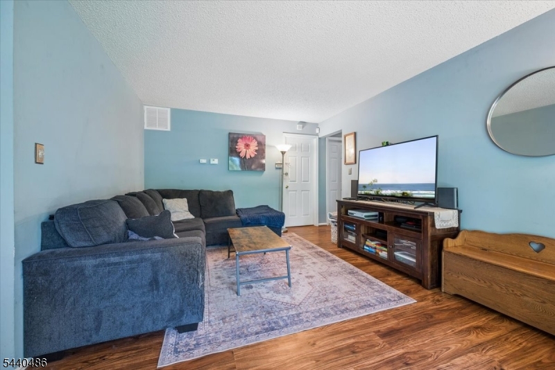 Cedar Brook - Residential