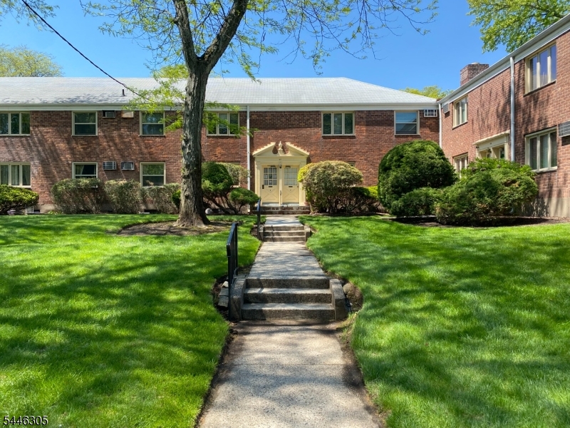 Brookview Gardens - Residential