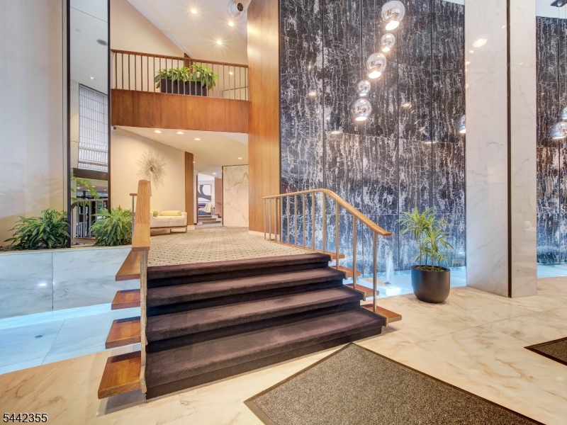 Claridge - Residential