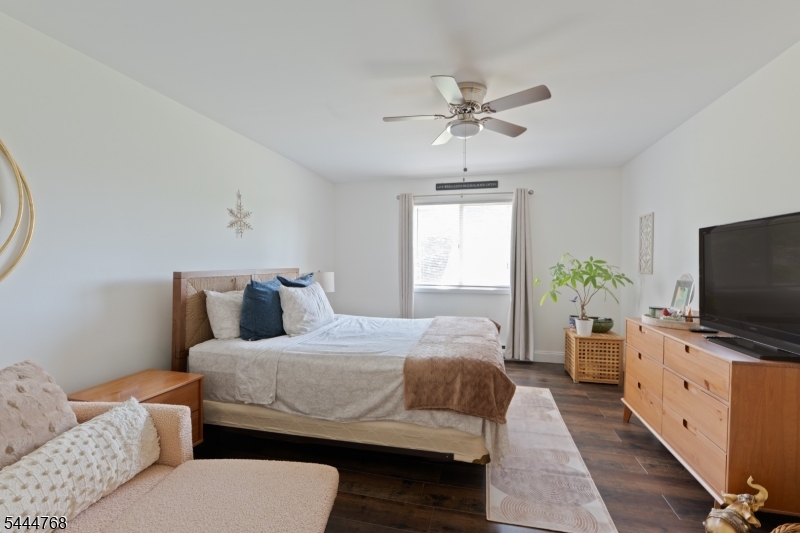 Pompton Village - Residential