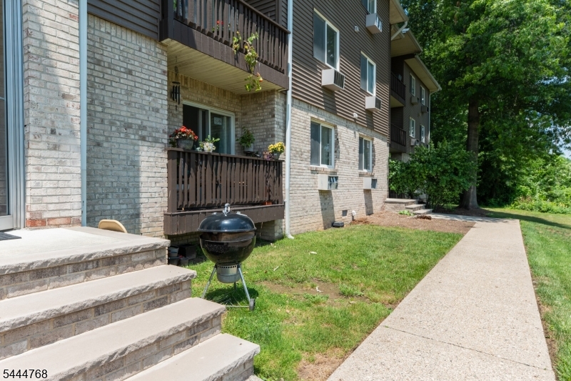 Pompton Village - Residential