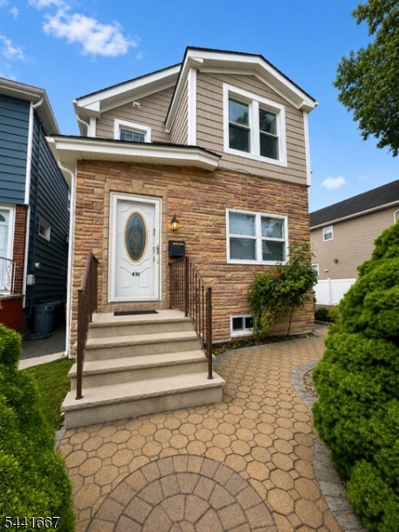 1/2 Block off Midland - Residential Income