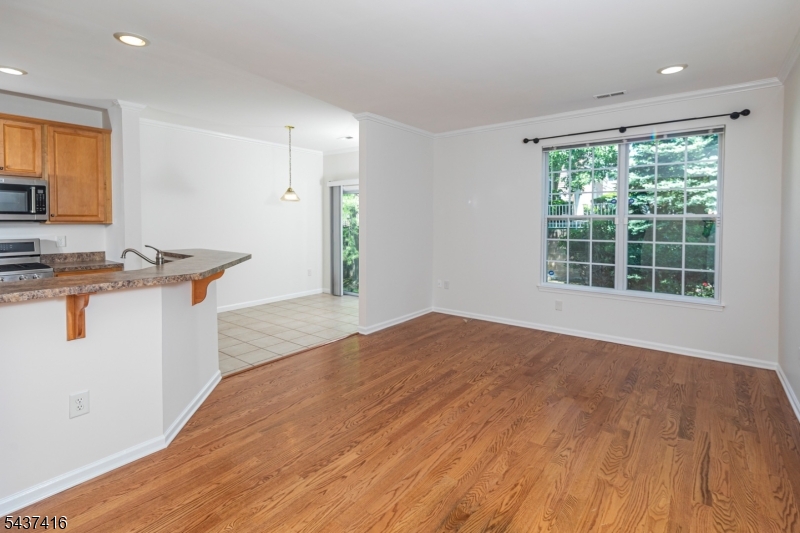 Montgomery Hills - Residential
